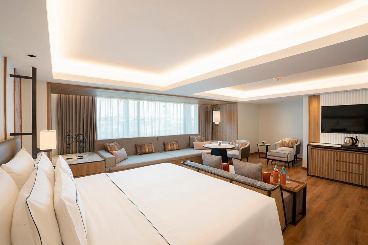 Hotel Melia Chiang Mai Esterno foto