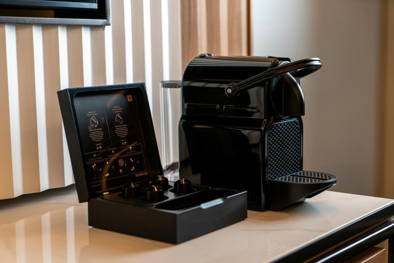 Hotel Melia Chiang Mai Esterno foto A Nespresso coffee machine