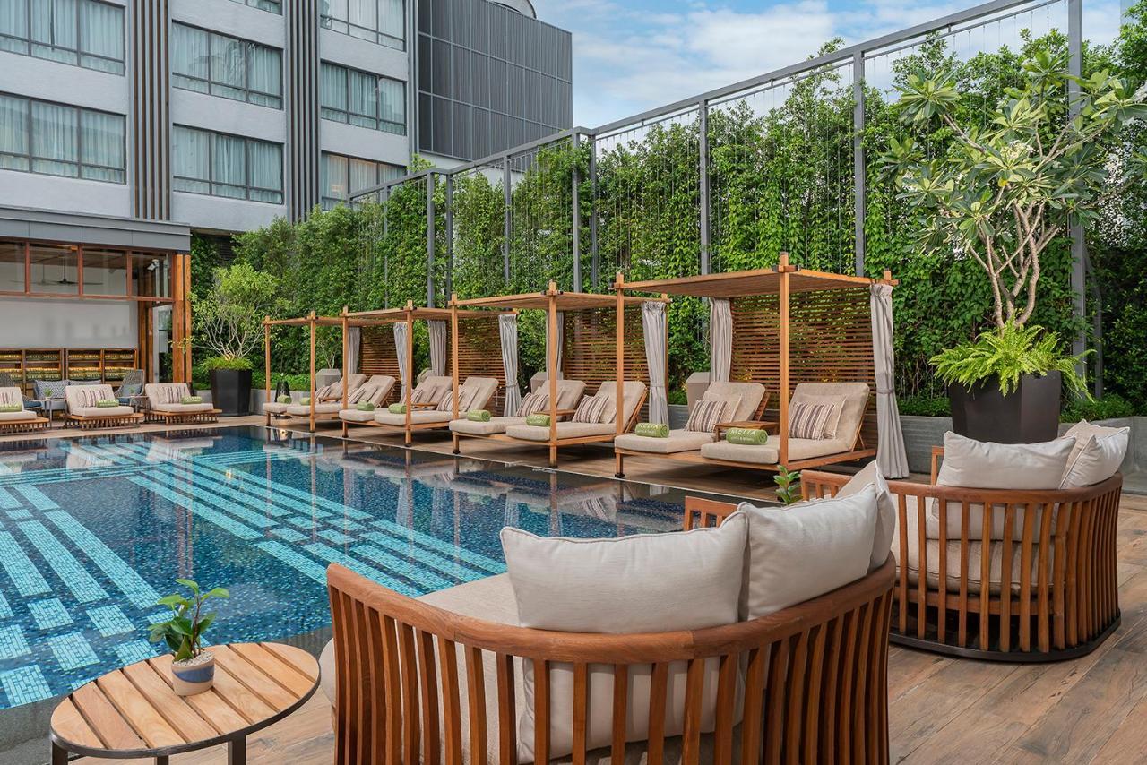 Hotel Melia Chiang Mai Esterno foto The hotel's pool